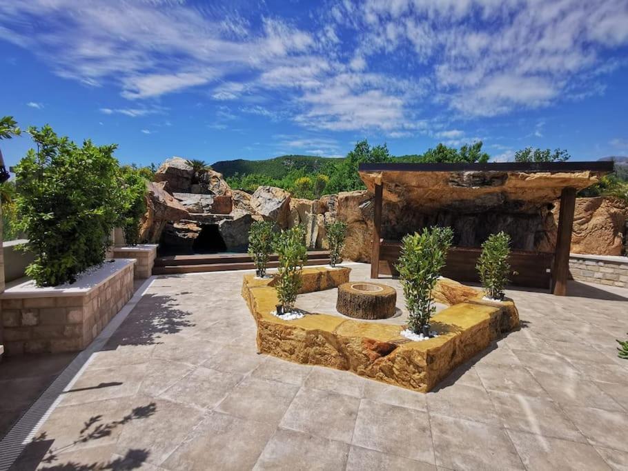 Montenegro Royal 2 Bedroom Daire Bečići